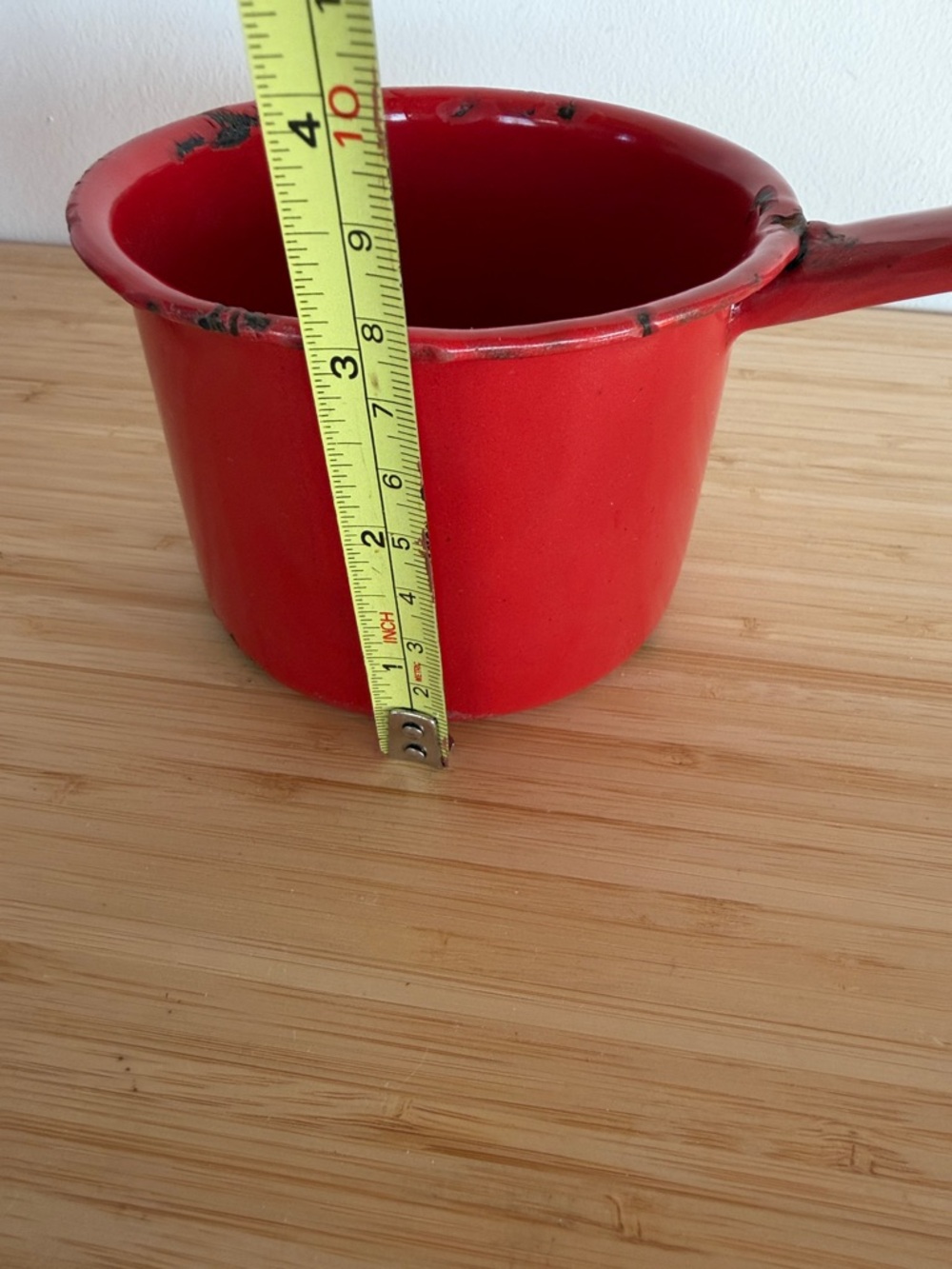 Vintage Red Enamelware Saucepan / Small Pot Rustic w/Spout Farmhouse - Picture 11 of 11